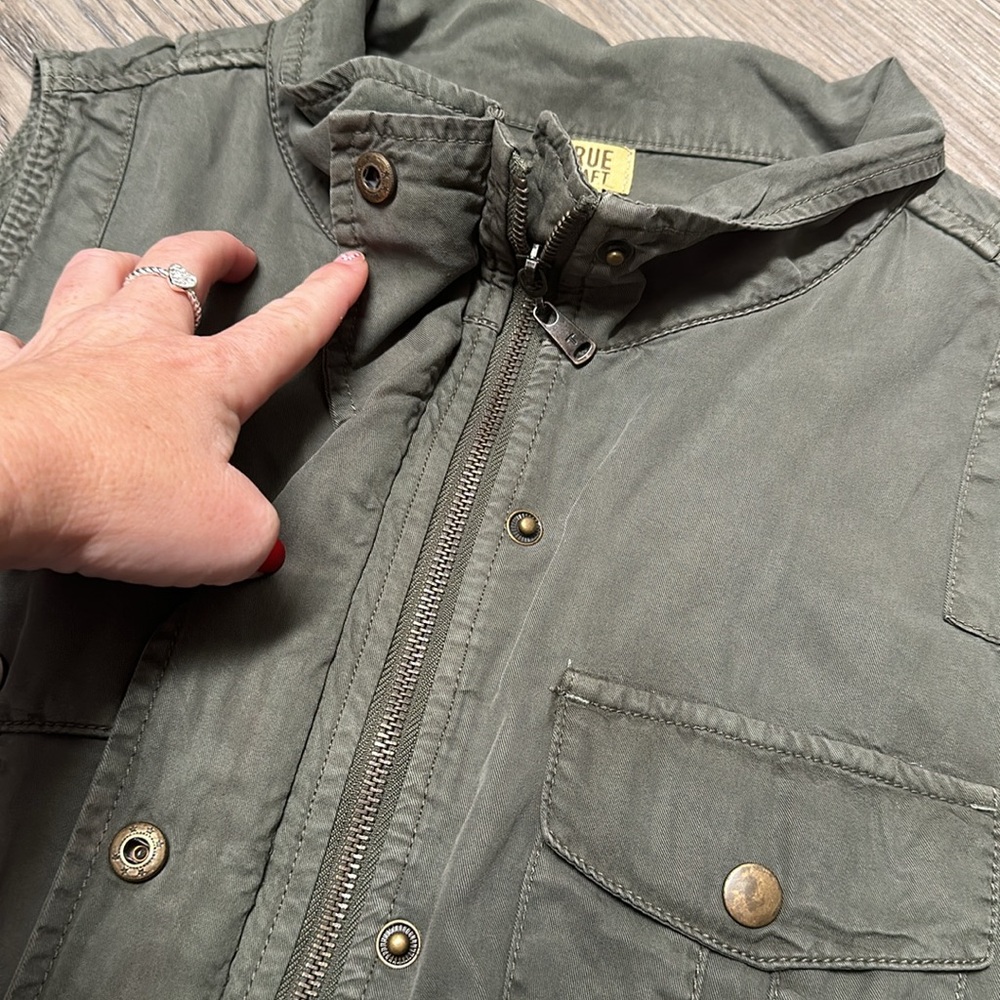True Craft Vest - Picture 3 of 8